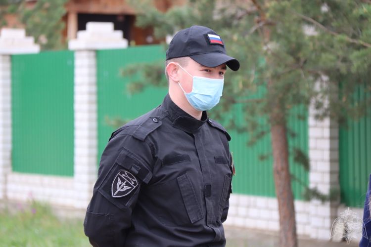 Сотрудник ОМОН в Управления Росгвардии по Забайкальскому краю спас ребенка.