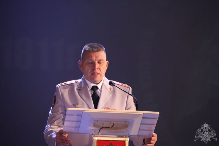 В Чите прошло торжественное собрание, посвященное Дню образования войск национальной гвардии Российской Федерации. 