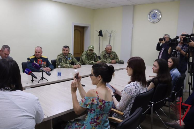 В Чите сотрудник Росгвардии принял участие в круглом столе, посвященном памятным датам 