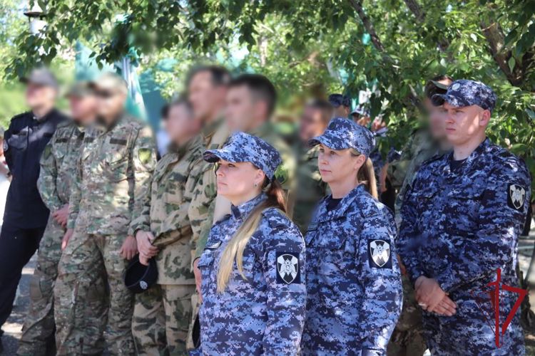 В Чите сотрудники и военнослужащие Росгвардии почтили память погибших в Великой Отечественной войне