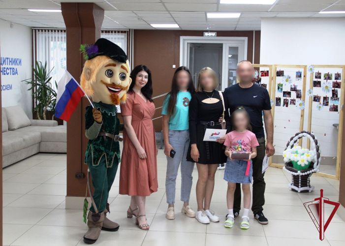 В Чите многодетные семьи военнослужащих и сотрудников Росгвардии отметили День семьи, любви и верности