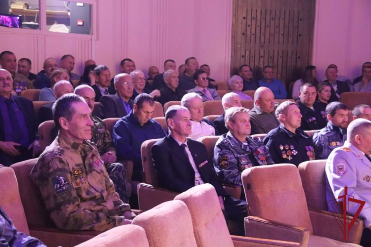 В Чите ветераны войск правопорядка отметили праздник