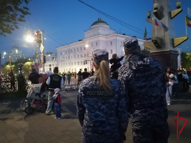 Сотрудники Росгвардии в Забайкалье приняли участие в обеспечении безопасности на мероприятиях, посвященных Дню города 