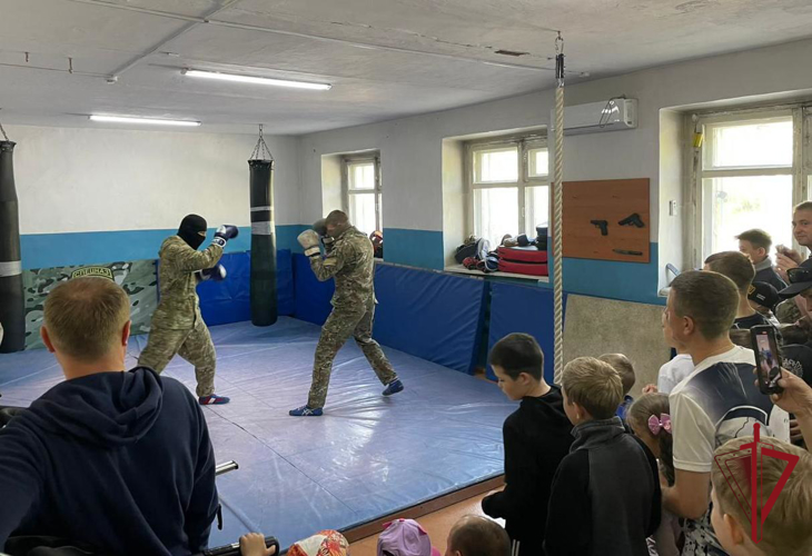 В Забайкалье сотрудники Росгвардии провели более десятка мероприятий, посвященных Дню защиты детей