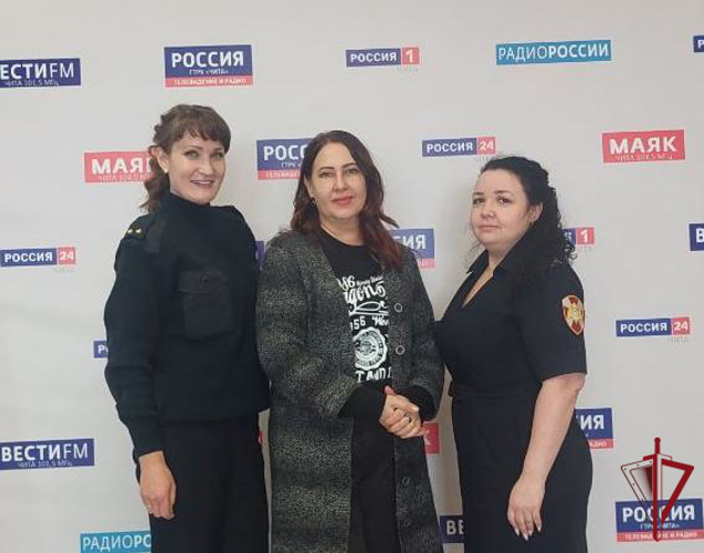 Об обеспечении безопасности в праздничные выходные рассказали представители Росгвардии в эфире «Радио России»