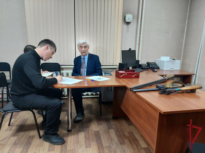Читинцы передали свои ружья на СВО