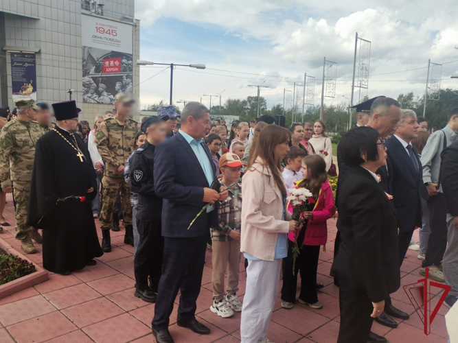 В Чите росгвардейцы приняли участие в памятном митинге, посвященном Дню солидарности в борьбе с терроризмом