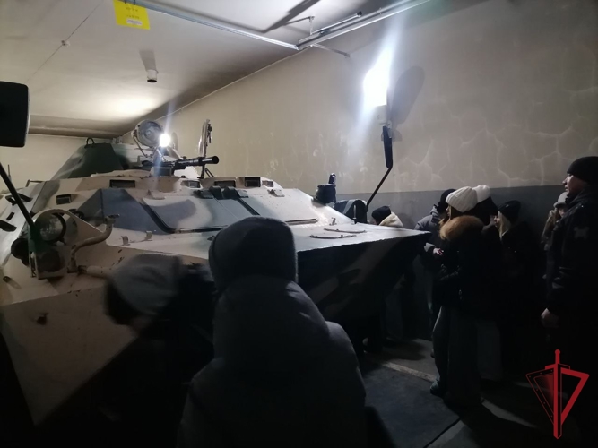 Читинские школьники побывали в гостях у ОМОНа «Коршуна»