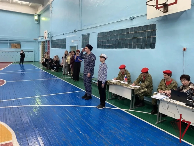Сотрудники Росгвардии провели около десятка патриотических мероприятий для школьников Забайкалья