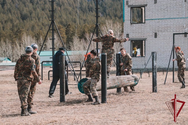 Военно-патриотические соревнования памяти сотрудника СОБРа Вадима Минина прошли в Чите