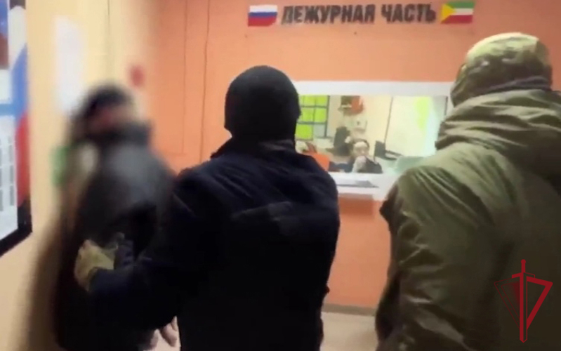 В Чите при поддержке спецназа Росгвардии задержан подозреваемый в разбойном нападении