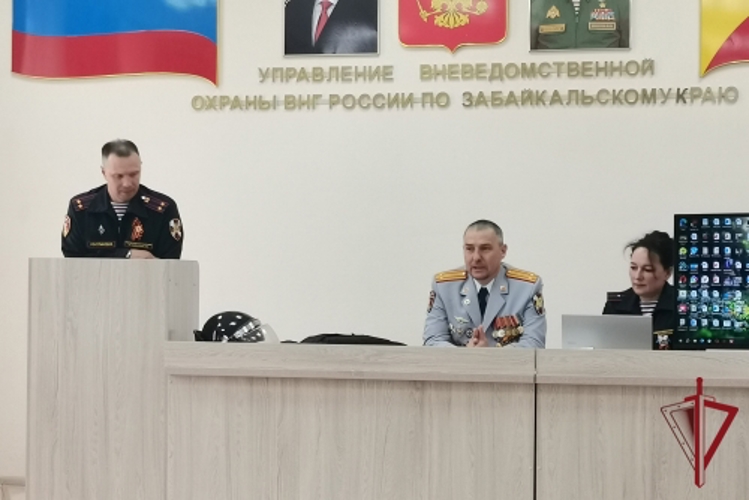  В Чите в музее вневедомственной охраны прошел урок мужества для читинских старшеклассников