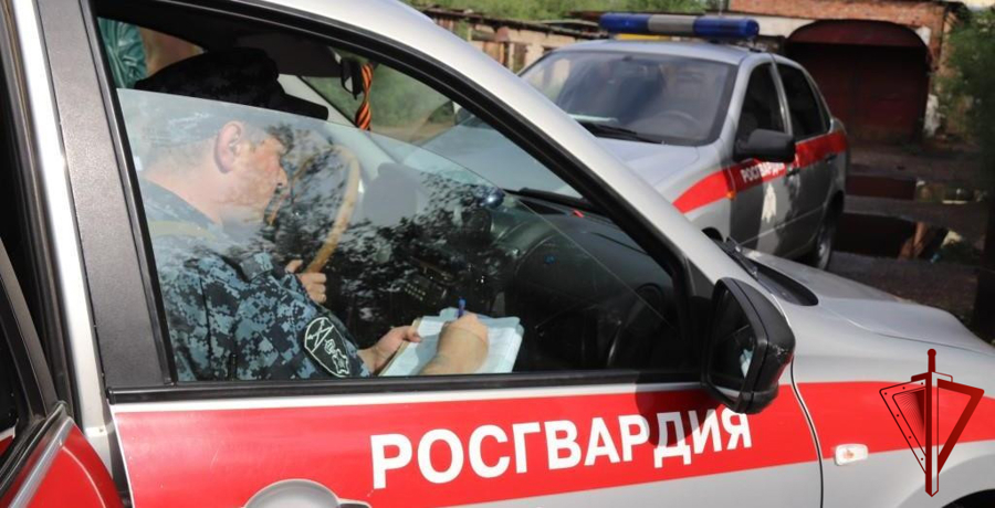 В Хилке сотрудники Росгвардии задержали мужчину по подозрению в совершении грабежа